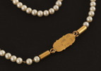 Pärlhalsband med lås i 18k, 1850