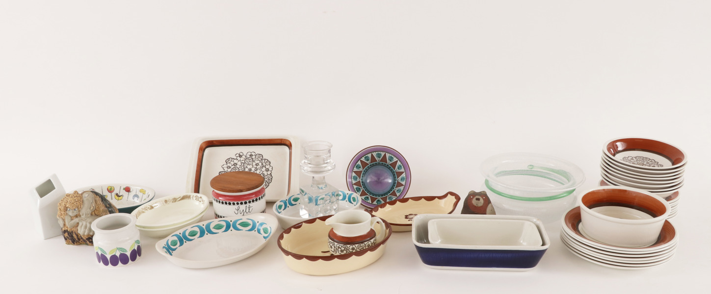 Parti keramik och glas