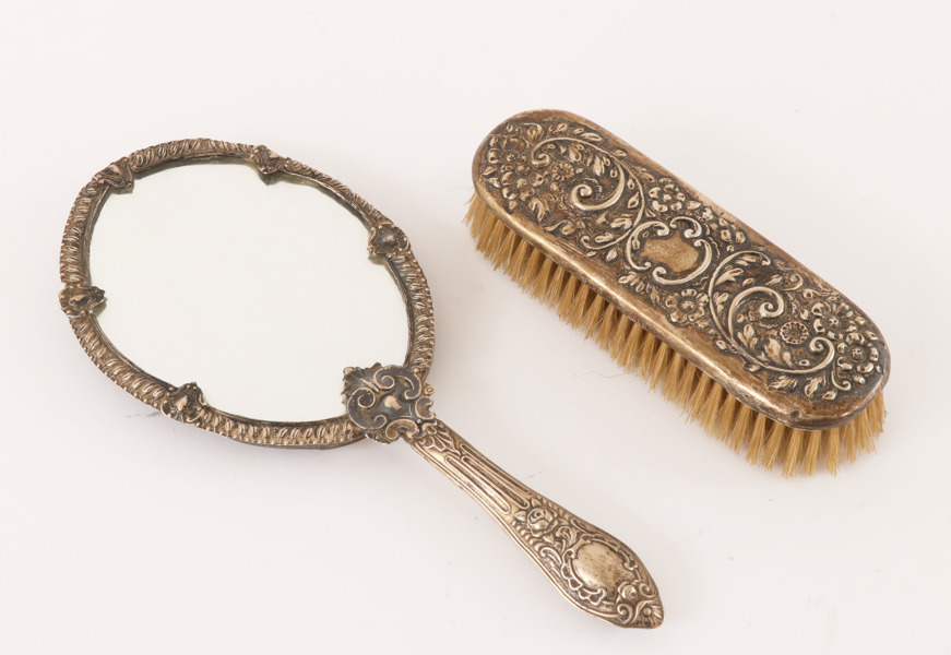 Handspegel och borste, sterlingsilver, England