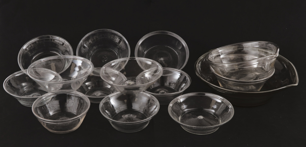 Filbunksskålar och spillkum 14 delar, 18/1900-tal