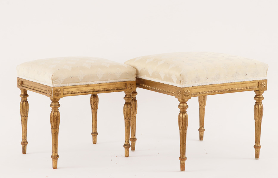 Taburetter 2st, gustaviansk stil, omkring år 1900