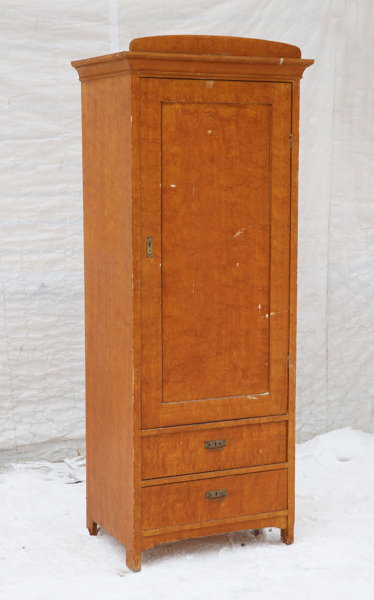 Klädskåp, jugend, tidigt 1900-tal