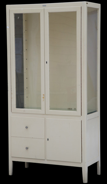 Läkarskåp, KIFA, omkring 1900-talets mitt