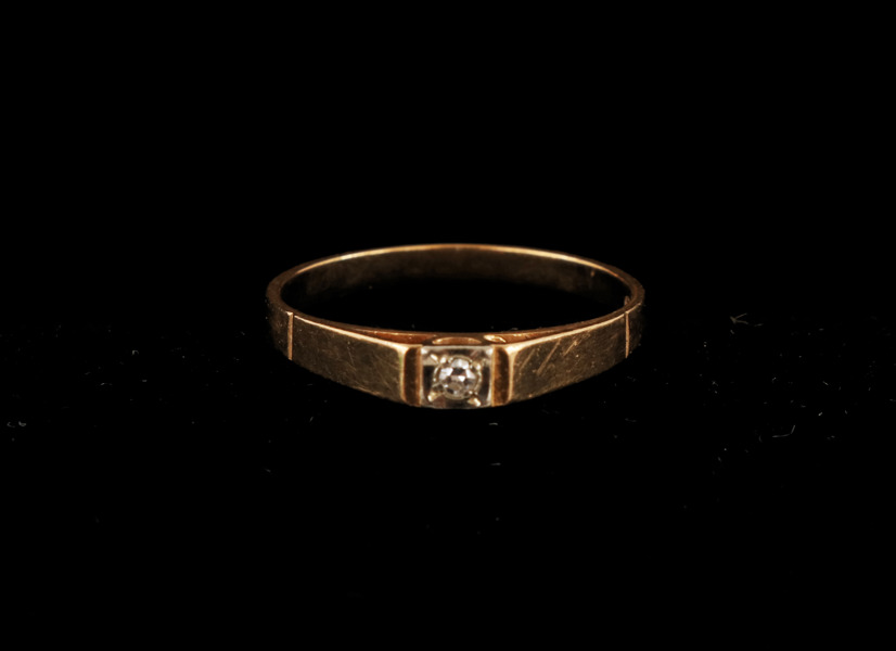 Enstensring i 18k