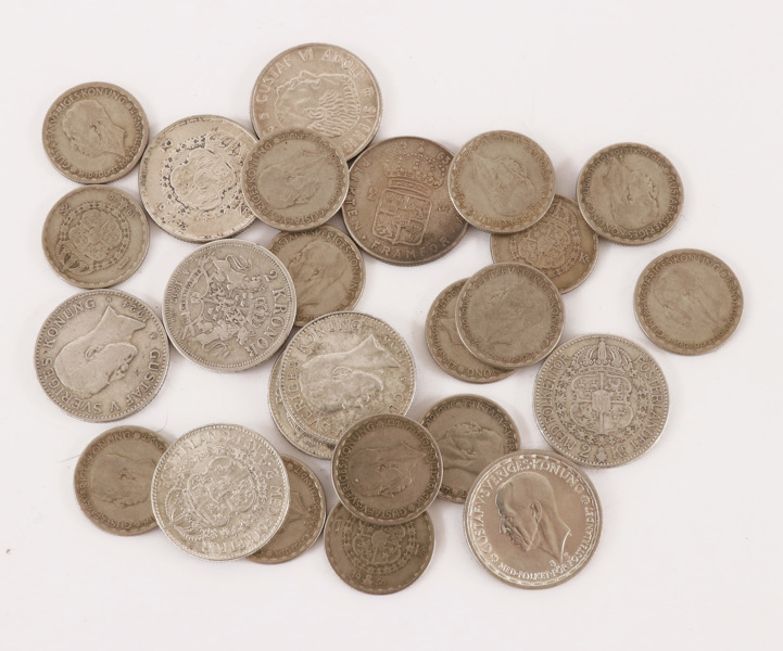 Parti svenska silvermynt, bl.a. före 1942