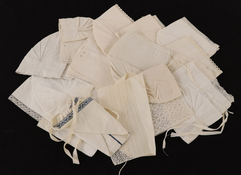 Dräkthättor 14st, Leksand, Gagnef samt Mora