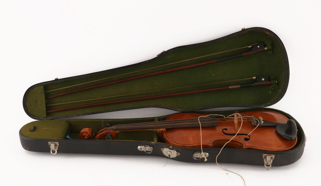 Fiol med två stråkar