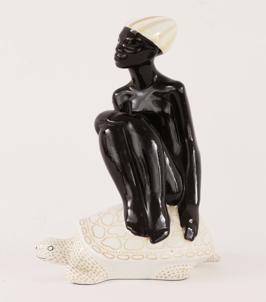 Figurin, Mari Simmulsson för Upsala Ekeby