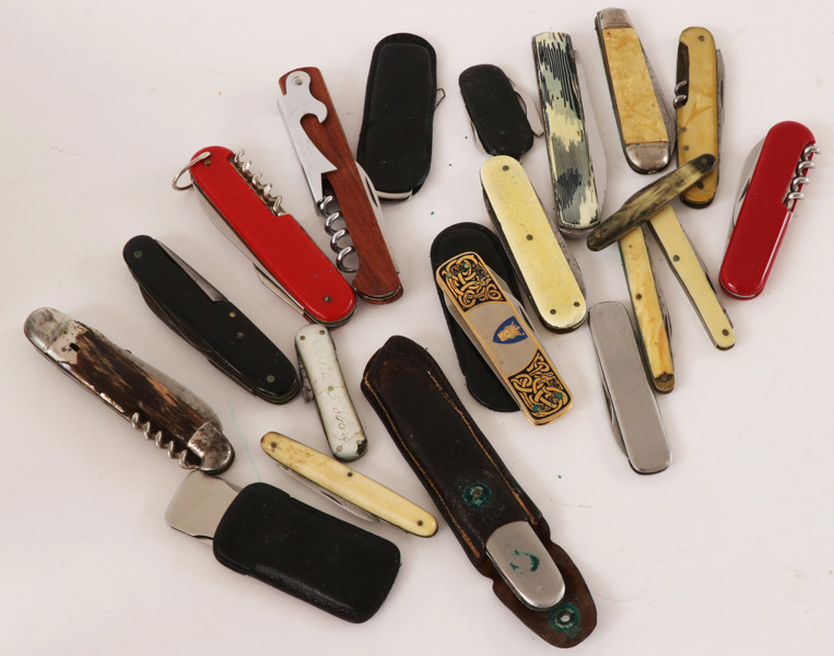 Parti fickknivar, bl.a. 1900-talets första hälft