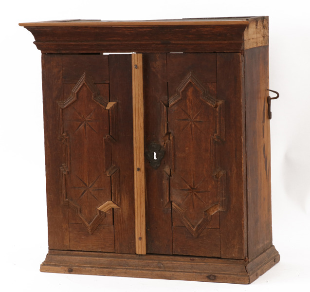 Väggskåp, barock, 1700-tal