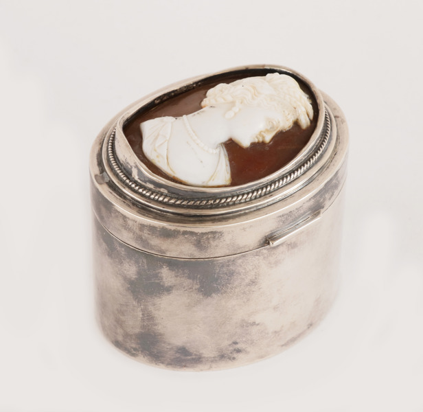 Lockdosa i sterlingsilver, 1966