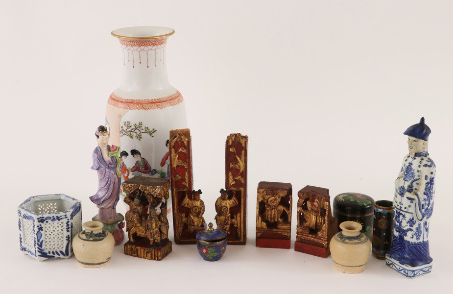 Parti orientaliska föremål