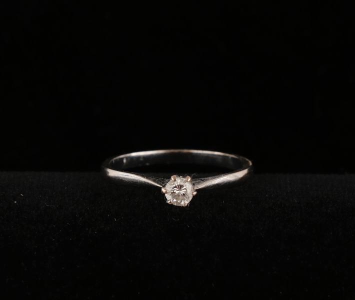 Enstensring i 18k vitguld