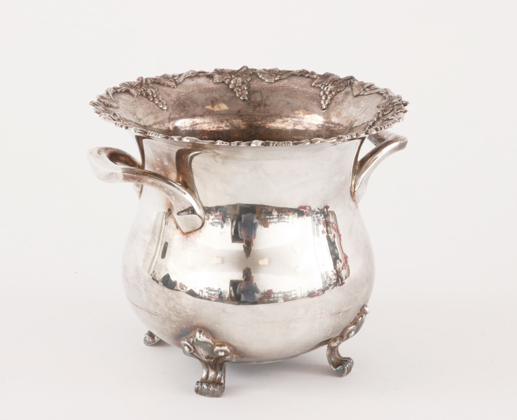 Champagnekylare, rokokostil, 1900-tal