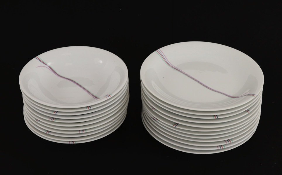 Matservisdelar, "Rainbow", Bertil Vallien för Rörstrand