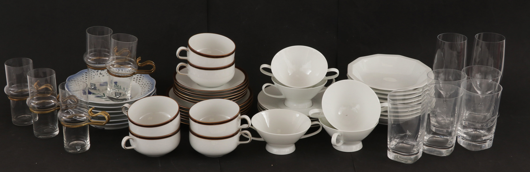 Parti glas och porslin