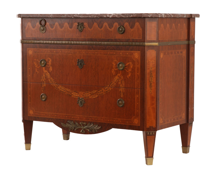 Byrå, gustaviansk stil, 1900-tal