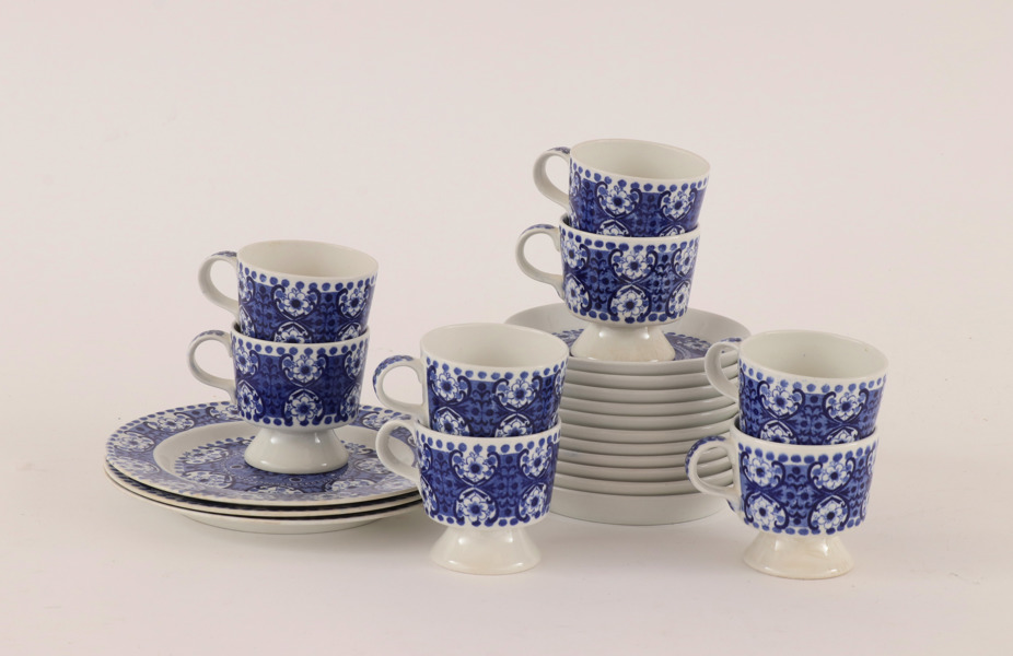 Moccaservisdelar, "Ali", Arabia