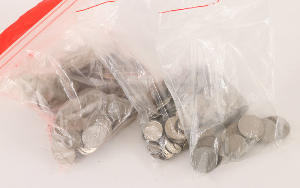 Parti utländska och svenska mynt