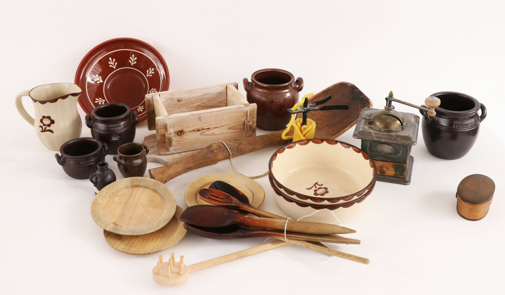 Parti allmogeföremål, m.m.