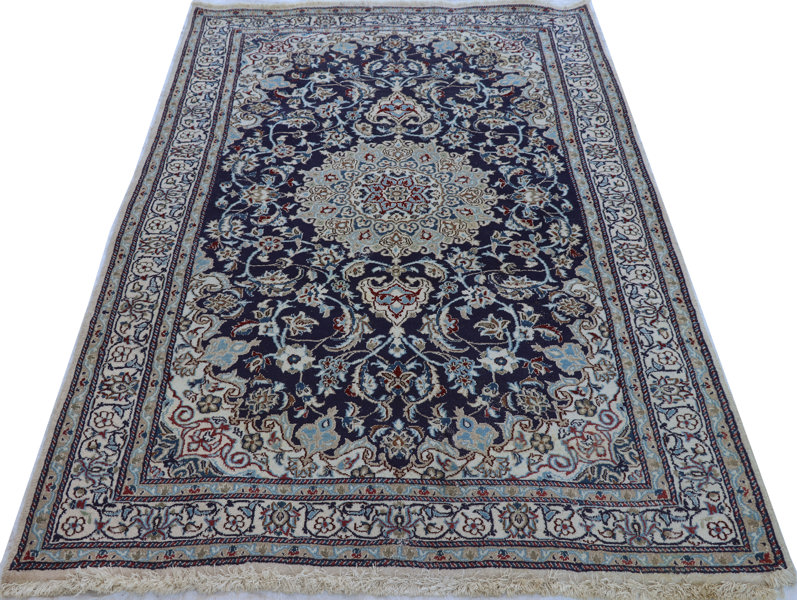 Handknuten matta, orientalisk