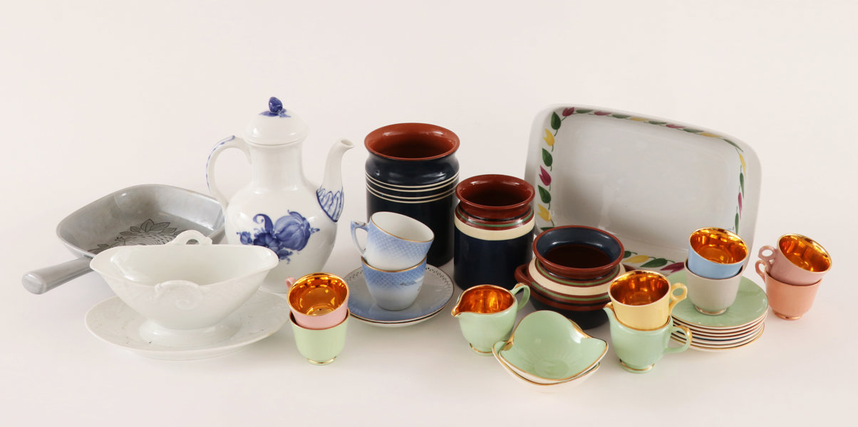 Parti porslin och keramik