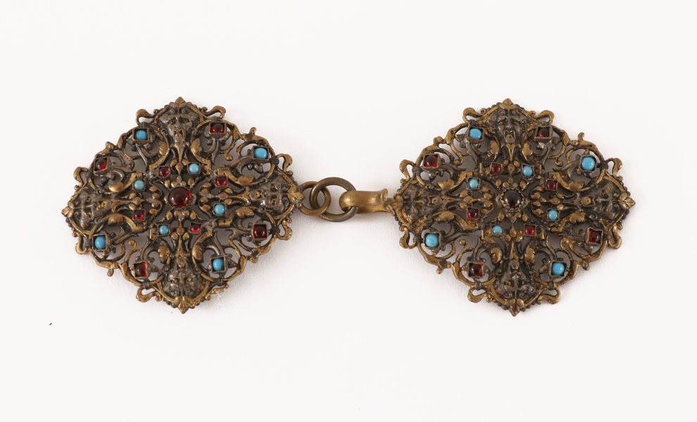 Spänne, renässansstil, 1800-tal