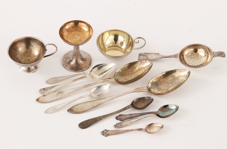 Parti silverföremål