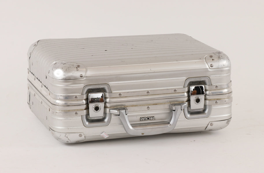 Kabinväska, Rimowa