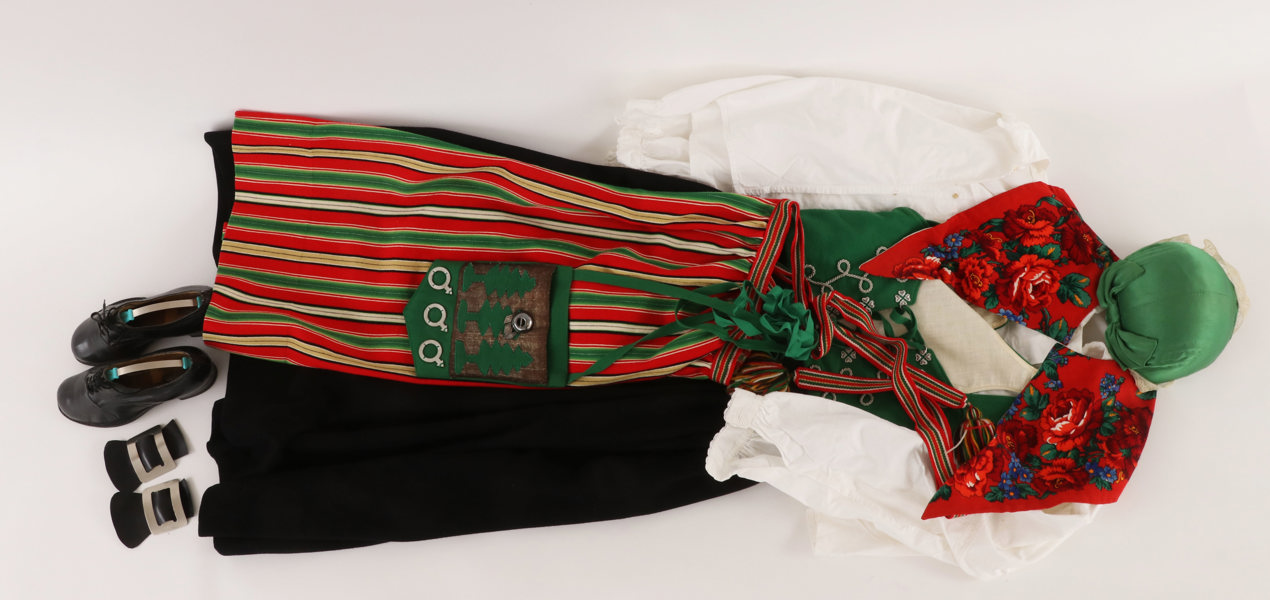 Folkdräkt för kvinna, Grangärde