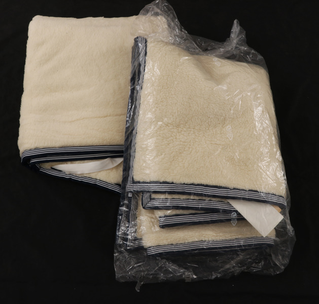 Madrassöverdrag samt täcke, Cloudberry