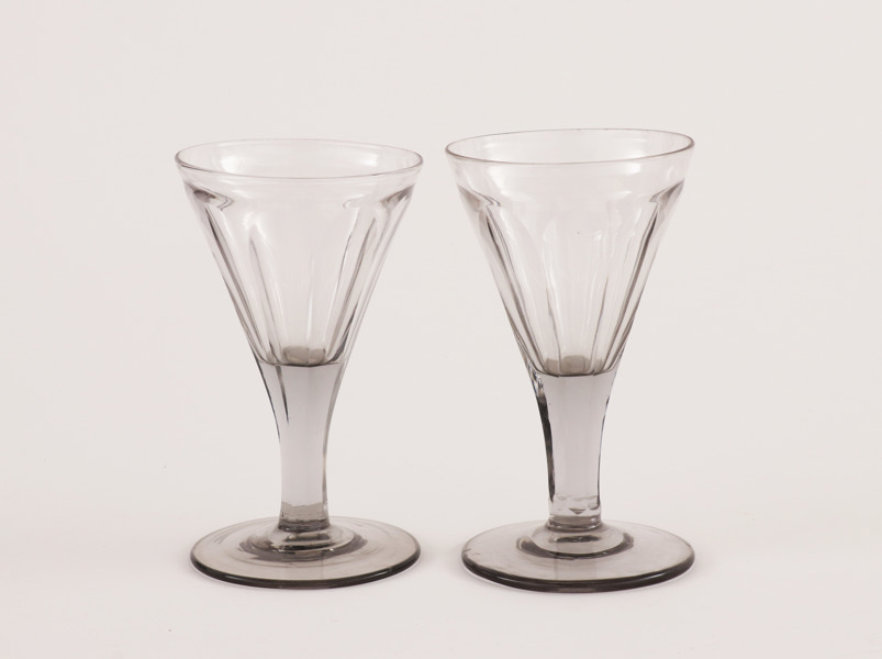 Vinglas ett par, 1800-tal