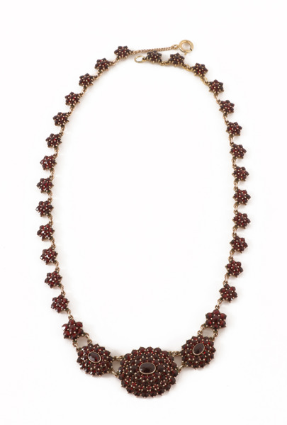 Halsband i förgyllt sterlingsilver