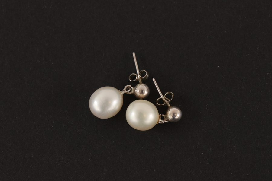 Örhängen ett par, sterlingsilver