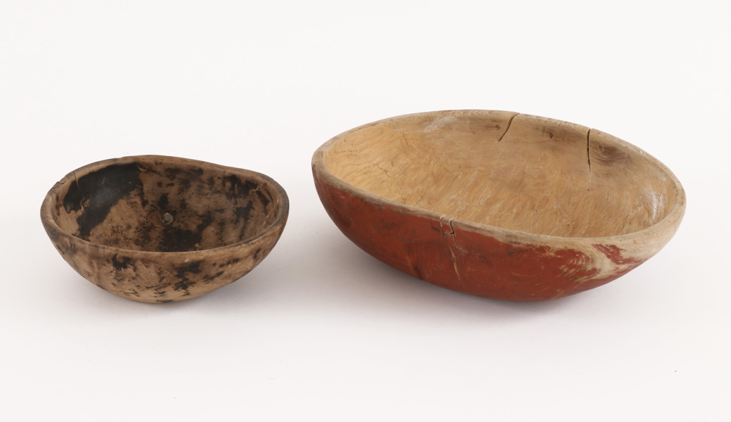 Knotskålar 2st, allmoge, 1800-tal