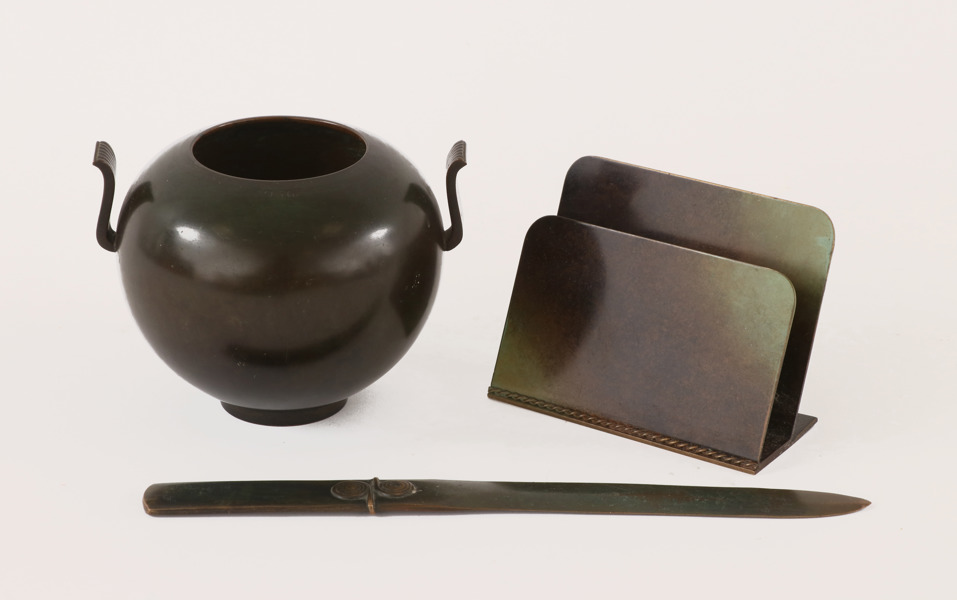 Brons 3 delar, 1900-talets första hälft