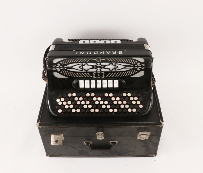 Knappdragspel, Brandoni, Italien