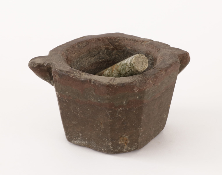 Mortel med stöt, 17/1800-tal