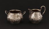 Gräddkanna och sockerskål, silver, rokokostil, Finland, 1900-tal