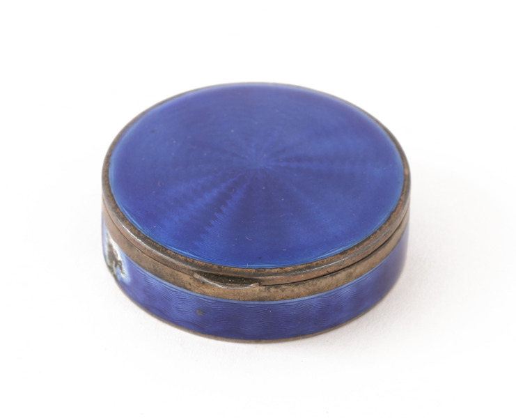 Lockdosa i sterlingsilver, 1900-tal