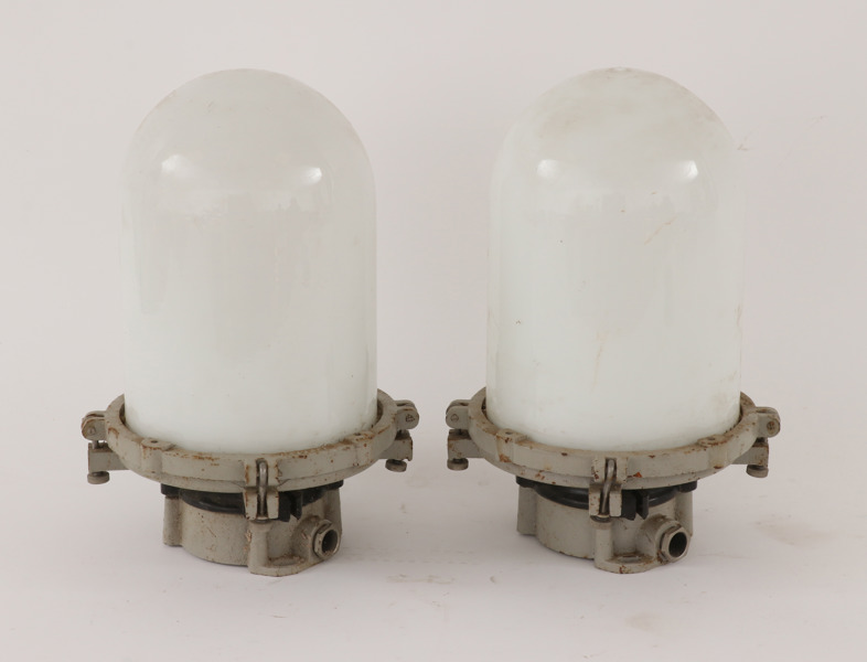 Industrilampor ett par, 1900-talets andra hälft