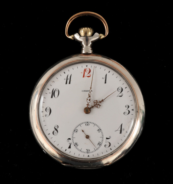 Fickur i silver, Omega