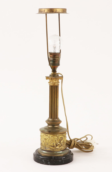 Bordslampa, empirestil, omkring år 1900