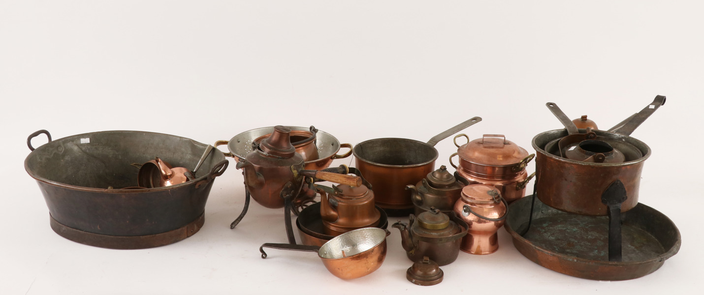 Parti kopparföremål, bl.a. 1800-tal