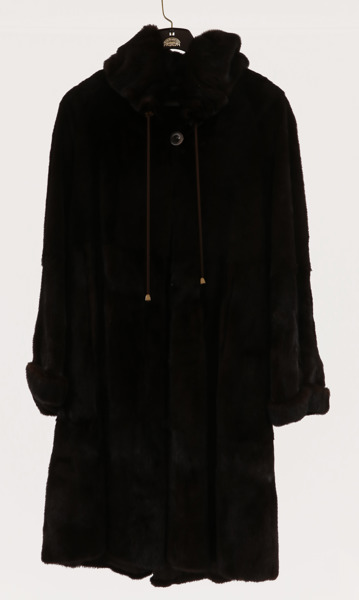 Pälskappa med huva, Modepäls AB, Stockholm