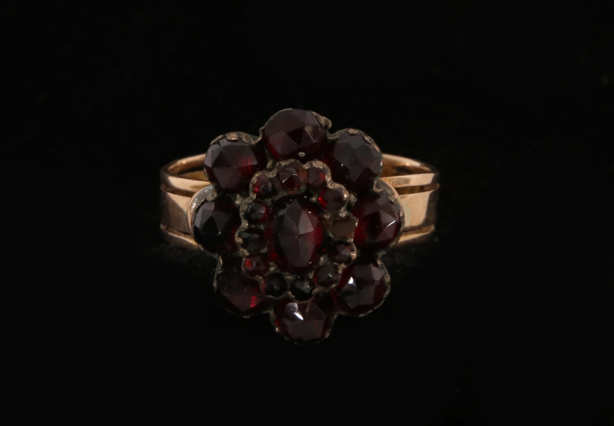 Ring i 18k, Gustaf Dahlgren & co., Malmö, 1886