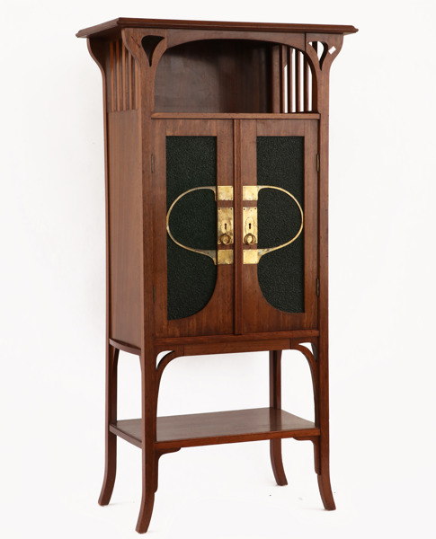 Skåp, jugend, 1900-talets början