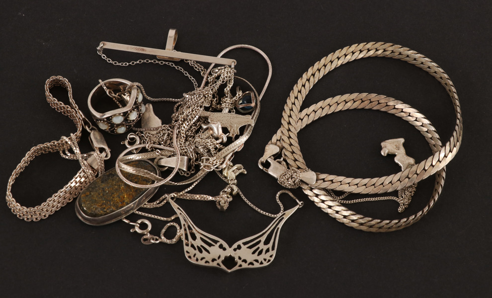Parti silversmycken, mestadels sterlingsilver