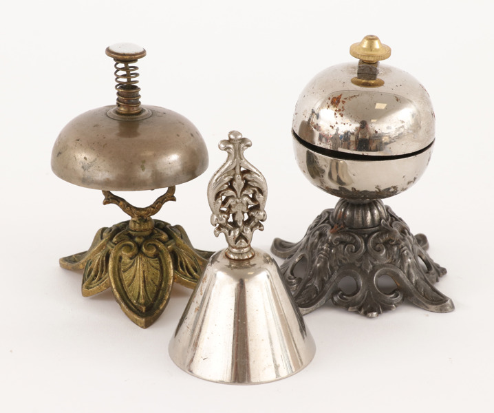 Betjäntklockor 3 delar, omkring år 1900