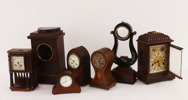 Klockor och fodral 7 delar, bl.a. 1800-tal